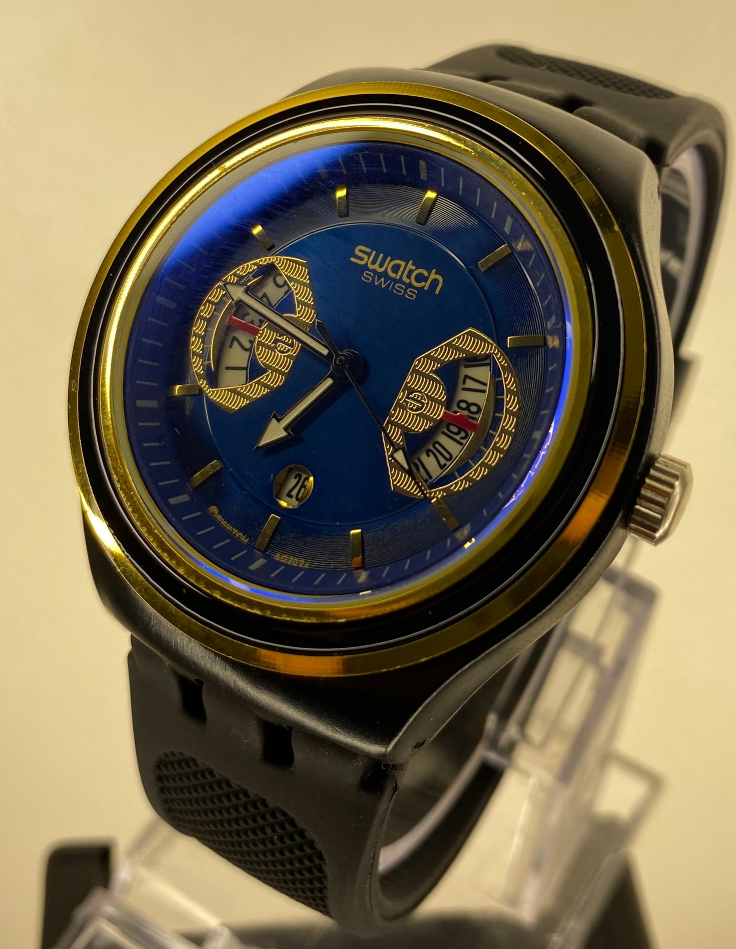 ساعة سواتش وحدة 200الف زوج 300الف