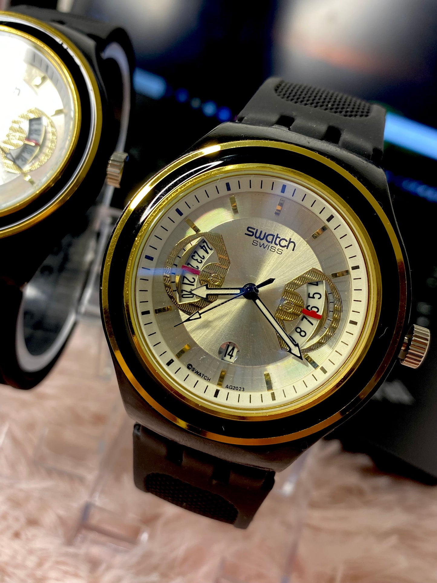 منتجين بسعر منتج واحد