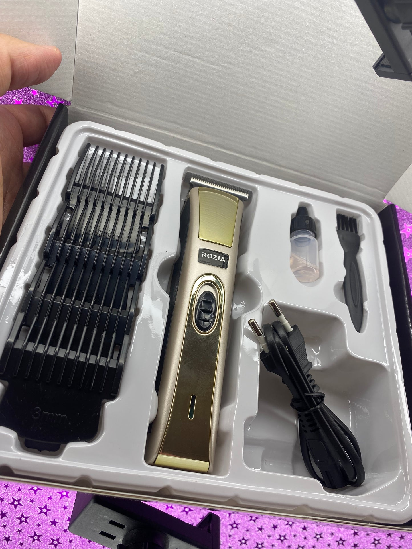 تخفيض ساعة سواتش والة حلاقة اصلية بسعر مغري